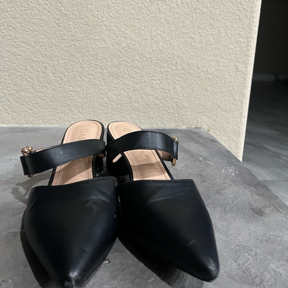 Heels black strappy